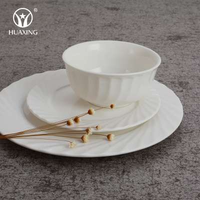 Wholesale wedding or home goods porcelain dinnerware set for sale