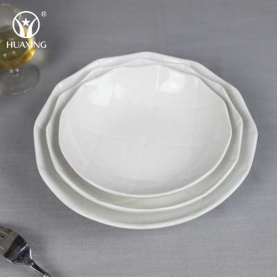 white edge embossment custom porcelain serving bowl with wave shape for dinnerware